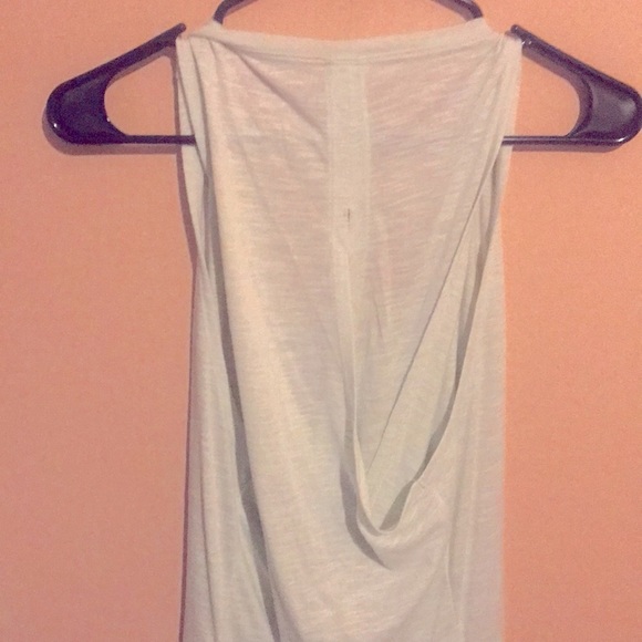 Tank top - Picture 2 of 3